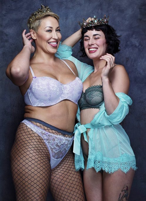 Throwback photos with the stunning @GlassOlive by @AllanAmato ! We're both going to be characters in<a class="tags" href="/tag/glassolive">@glassolive</a>