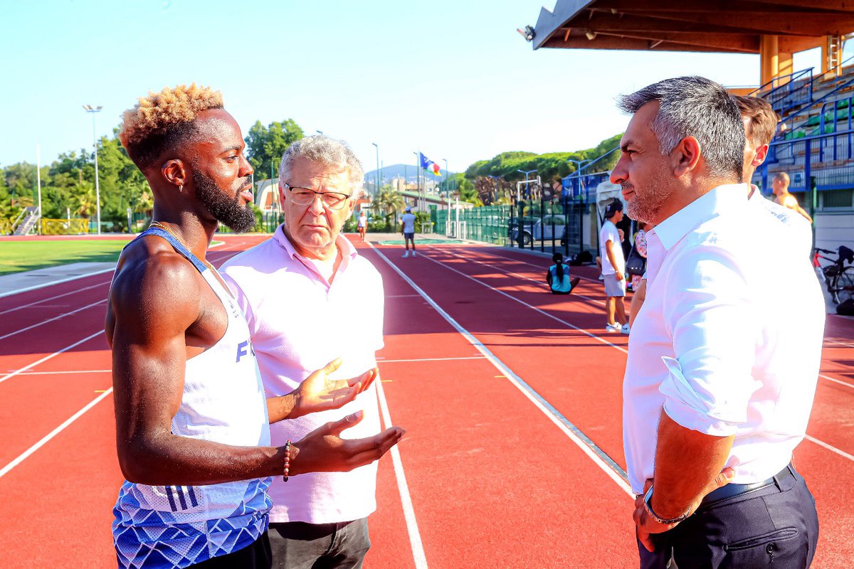 C’est avec fierté que je vous annonce que notre champion Mandolocien Mickaël Zézé est qualifié pour les Jeux Olympiques de Paris 2024 en athlétisme ! En effet les bleus ont remporté leur série du 4x100m en 38’’32 aux Relais Mondiaux de Nassau ! Bravo !