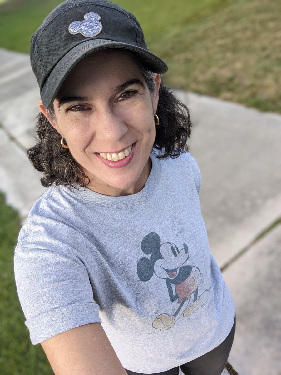 _beckygonzalez's tweet photo. No cheating—post your last selfie! https://t.co/ELVOTbdv2v