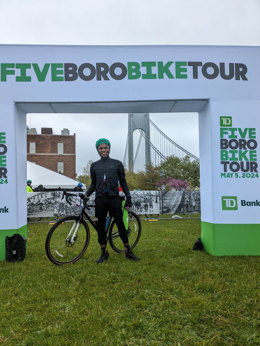 Wave 1 start in Manhattan ➡️ rest stop in Brooklyn with the fam ➡️ finish in Staten Island... @RidePriority all the way ❤️🚴🏽‍♂️🙂 Thanks, @bikenewyork for an amazing experience. #BikeNewYork #TDFBBT
