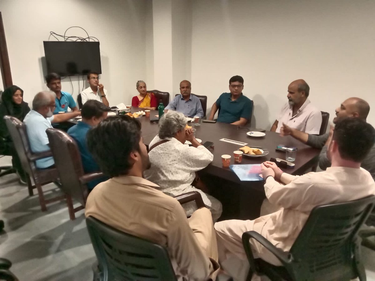 PSC Karachi participated in important meeting under umbrella of #KarachiWithPalestine with multiple org, activists, teachers and advocates. Comrade Jasvant Singh put purposed and highlighted Progressive Students' Collective stand on German ambassador undiplomatic remarks (1/2)