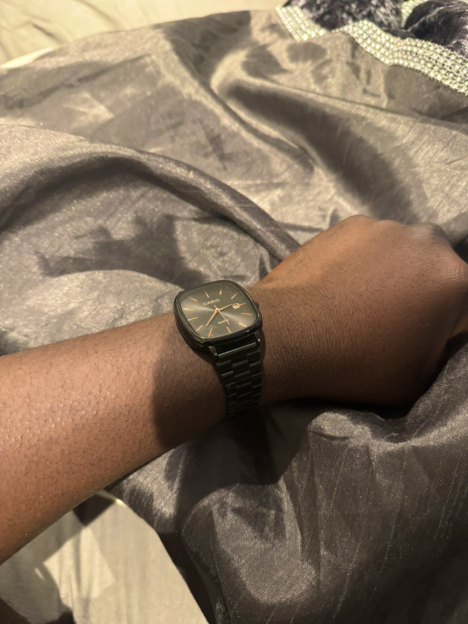 Tomi on X Told my friend that my Casio stopped working during the week and I need a new watch. See what this woman sent to me today Please have good friends