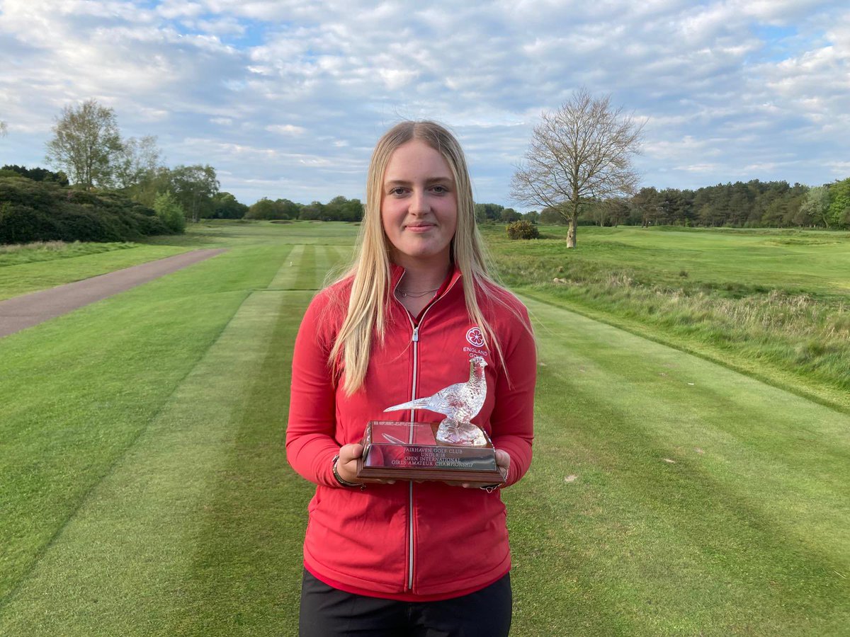 𝗔𝘄𝗲𝘀𝗼𝗺𝗲 𝗔𝗱𝗮𝗺𝘀! 📸🤩🏆 @SadieAdams_golf (E) wins the 2024 Girls’ Fairhaven Trophy with an excellent birdie birdie finish 🐥🐥 Congratulations, Sadie! 👏 Results: …thefairhaventrophies24.golfgenius.com/pages/10558238… #RespectInGolf #TogetherInGolf