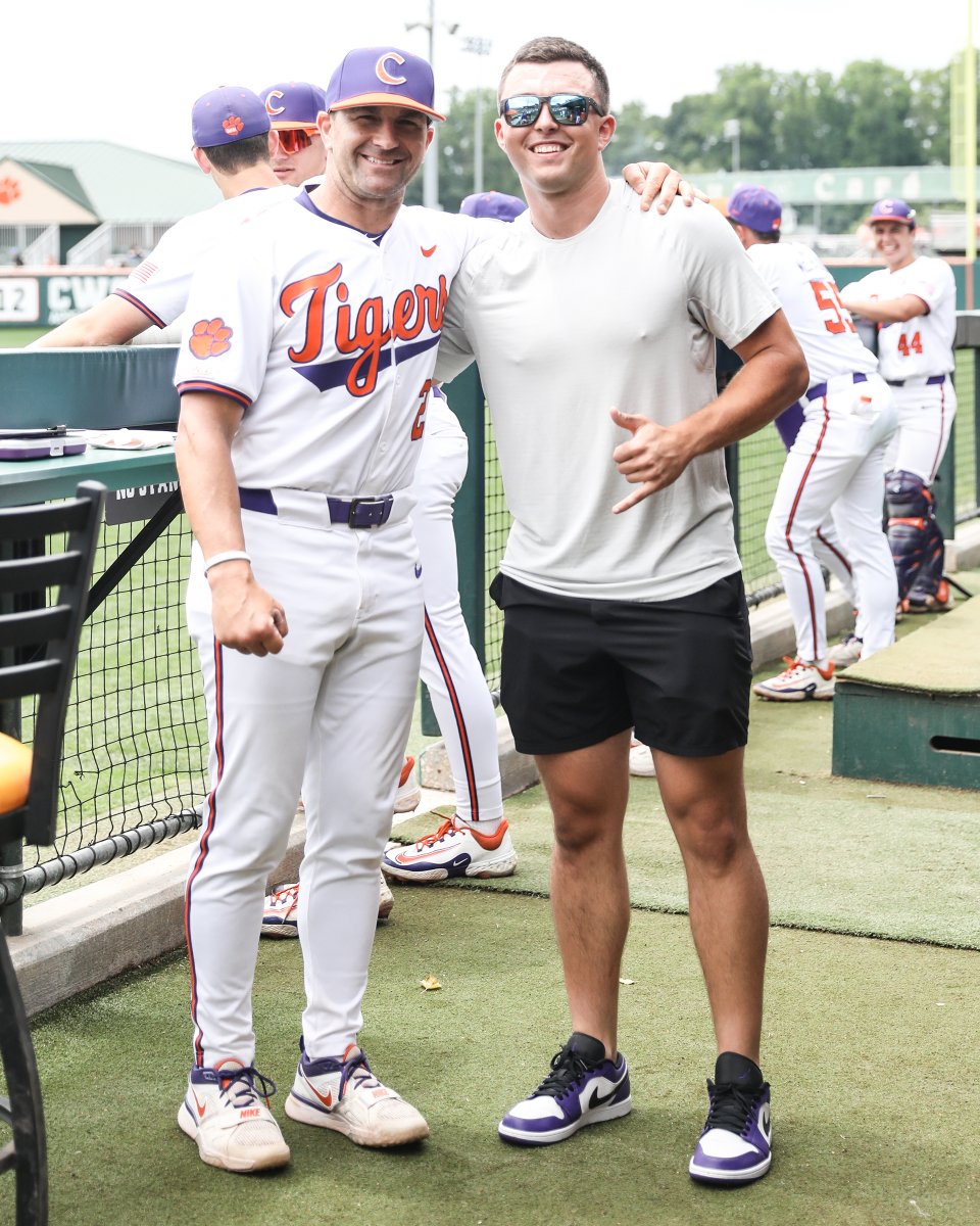 Honored to have 2022 @ACCBaseball Player-of-the-Year @mdwagz9 back in Tigertown to throw out today's ceremonial first pitch! #ClemsonFamily @Orioles