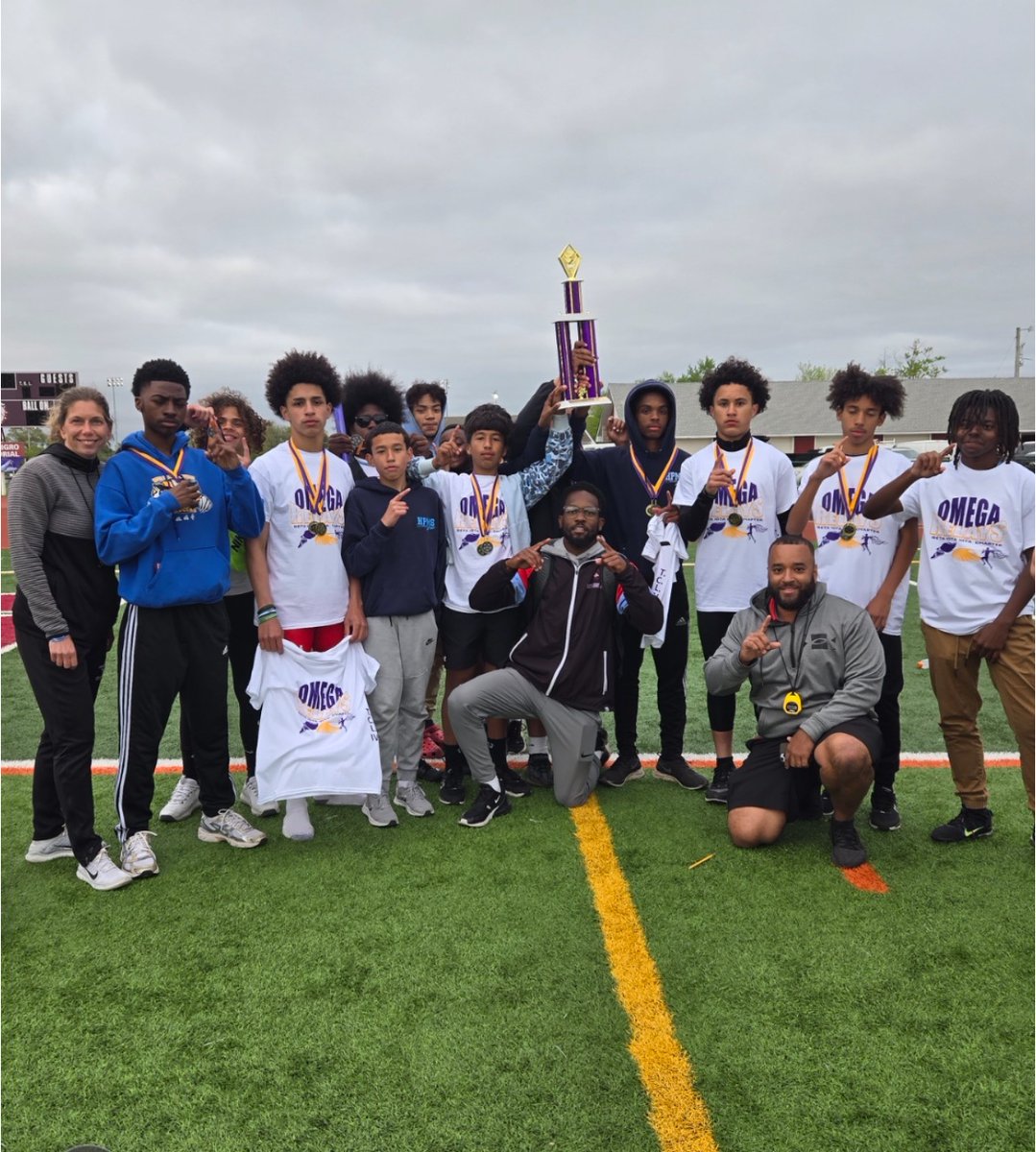 Shout Out to our middle school boys and coaches for winning The Omega Relays again!!! Great Job Guys!!
We see 👀 you!!
<a href="/KareemAliJr_/">Kareem Ali Jr.</a> 
#FutureIndians
#CODERED🔴🔴