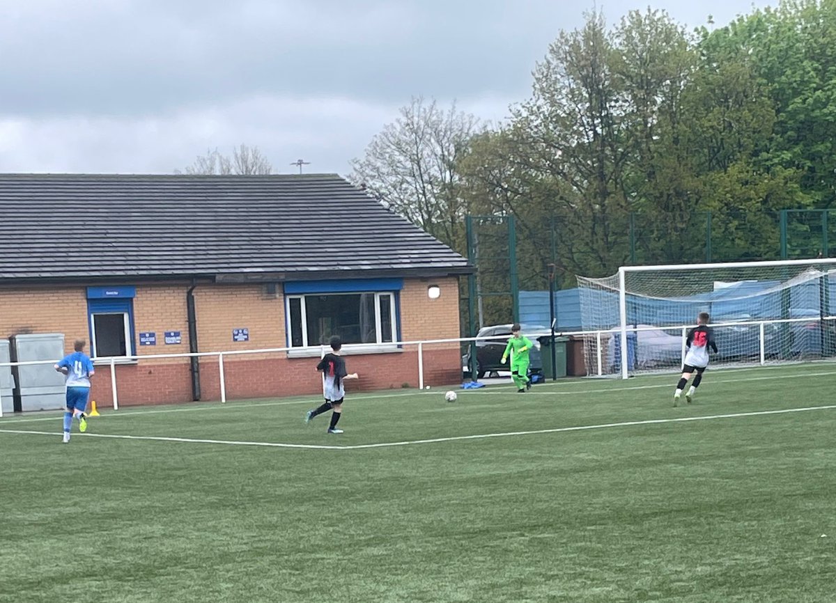 BenburbFC2011s's tweet photo. Great game for the neutral today. Both teams going at each other throughout and a draw was probably a fair result.

John ⚽️⚽️
Harris ⚽️

MOTM - Blair
Unlucky not to get on the scoresheet but his hold up play and work rate was superb. 👏🏼 https://t.co/xbqwKO3veU