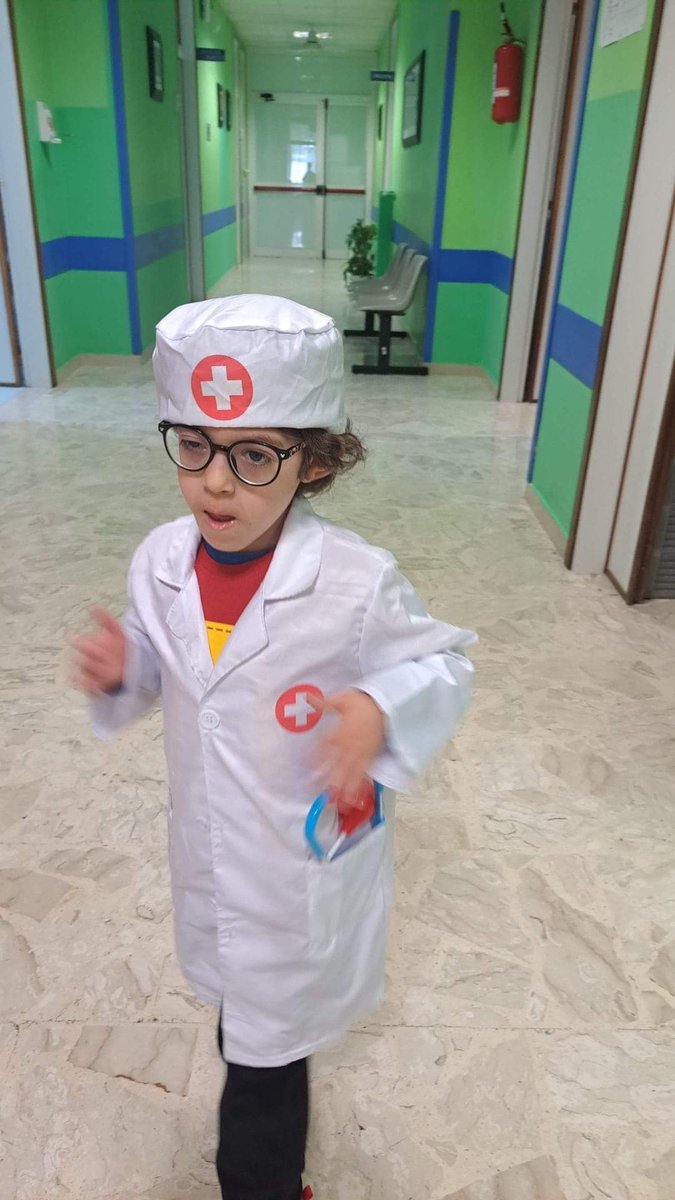 Hope's birthday giveaway
The 4th sloth book is off to a little boy called Nicola from Bari, Italy 🇮🇹 🦥 
Nicola loves to play Doctor during his ERT infusions in the hospital. He looks very professional, a future Dr in the making 👨‍🔬
#FindYourTribe
#PompeDisease #NewbornScreening