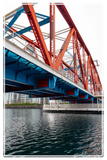 'Big Red' is one of the #steel #bridges across the #waters of #salfordquays allowing #residents to safely cross the #quay. Its #vibrant #colour highlights the #architecturephotography. Part of a #series on #structures #bridgephotography. #PhotographyIsArt #abstractart #photo