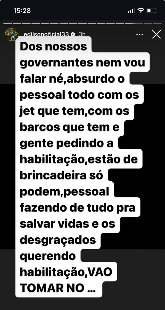 O desabafo de Edilson, ex-lateral do Grêmio: “O pessoal fazendo de tudo pra salvar vidas e os desgraçados querendo habilitação, vão tomar no c…”