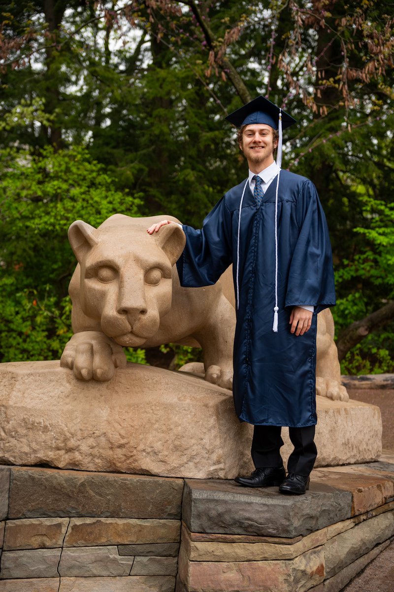 JangoFN's tweet image. Officially graduated from Penn State with a Bachelor’s in Cybersecurity. Finished cum laude with a 3.86 GPA 😎