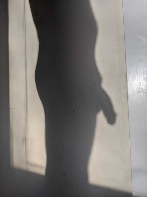 Let's play that game where we draw around the shadow on the wall. https://t.co/Dd05oUN1Bq