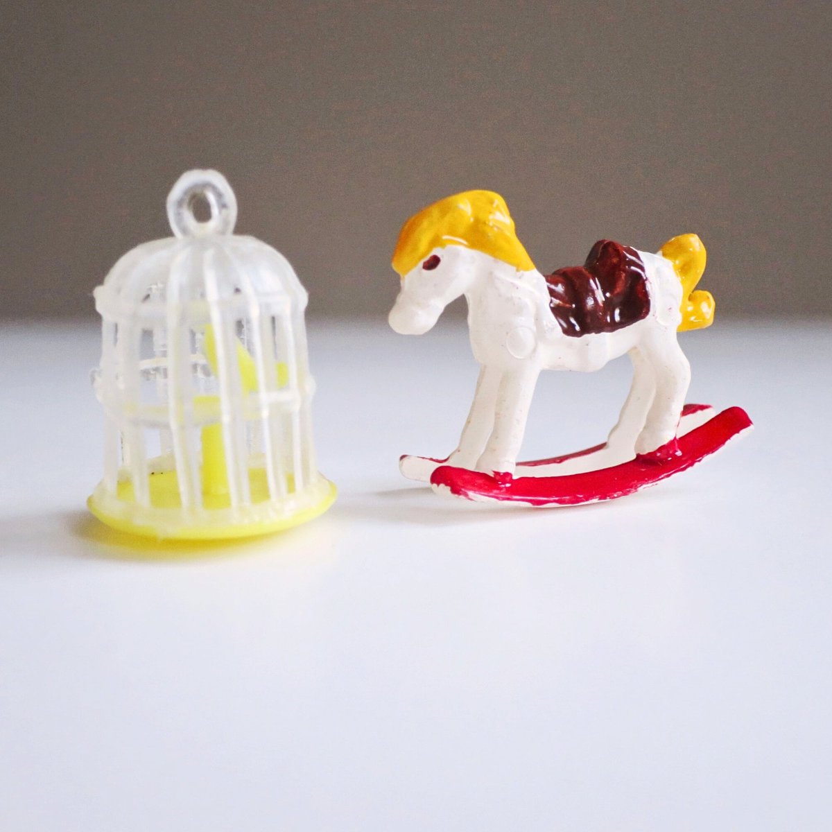 Dollhouse Birdcage with Bird, 1:12, Vintage Rocking Horse, 3/4' Gumball Charm tuppu.net/5b369df9 #Etsyteamunity #SMILEtt23 #SwirlingOrange11 #VintageFun