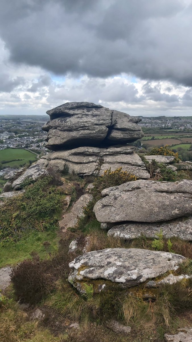 Went for a hike this afternoon for some fresh air and to visit somewhere I've never been.

Carn Brea is a hilltop site in the vicinity of Redruth/Pool/Camborne and has a large Celtic cross and a 'Castle' (an old hunting lodge) on the top, plus many natural outcroppings