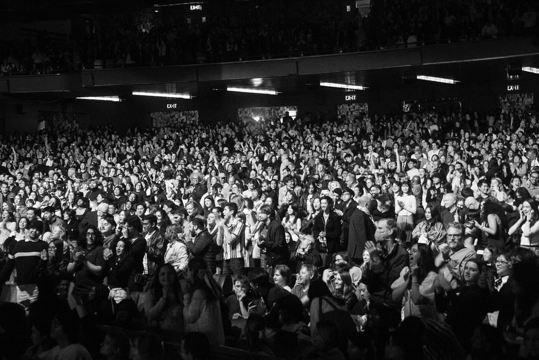 radio city night one 🖤