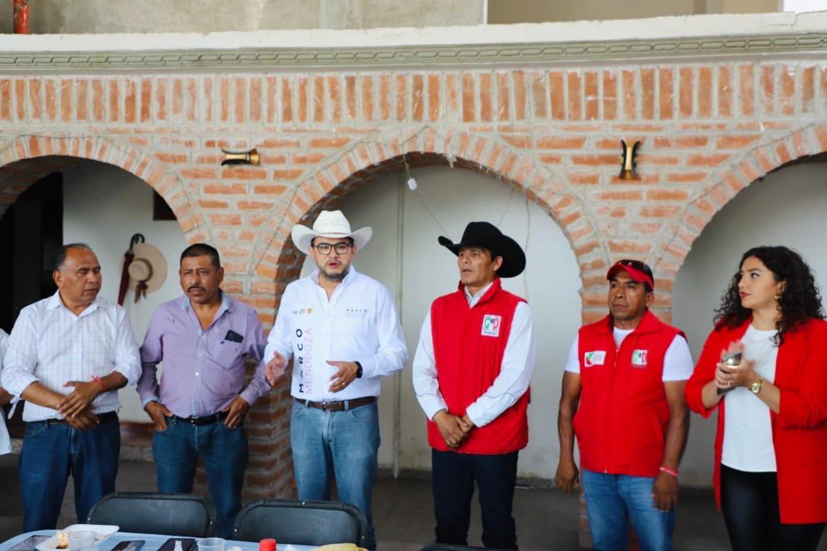 En #SanSalvador caminamos bajo el liderazgo de mi amigo Pepe Aldana, un hombre orgulloso de sus raíces indígenas, que como profesor y cantante ha trabajado por darle identidad a su pueblo.

¡Pepe será un gran Presidente Municipal!

Este 2 de junio, #VotaPRI