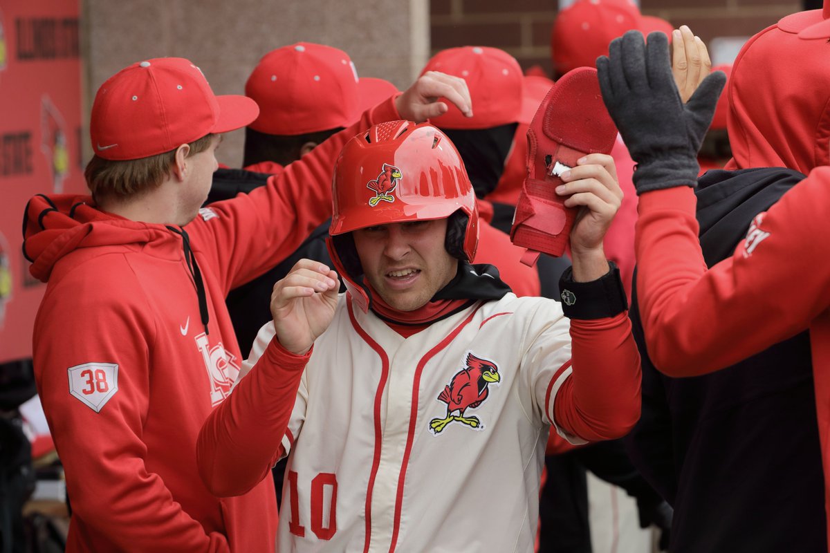 Four runs for the Redbirds... all off the bat of @auggieras Through two, the Redbirds lead 5-4