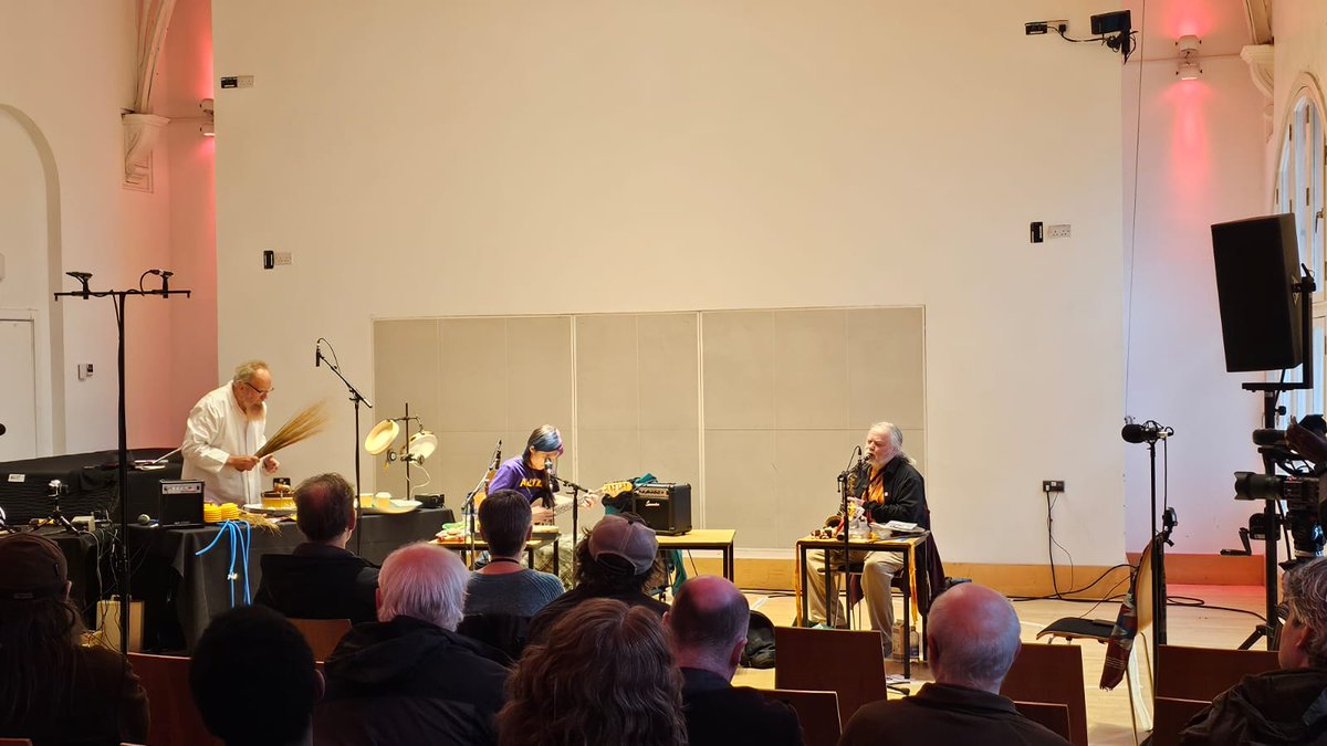 Back in the Recital Room for the final performance of Kate Armitage’s live improvised works with Vymethoxy Redspiders, Helmut Lemke & Dave Jackson 🎸🎷