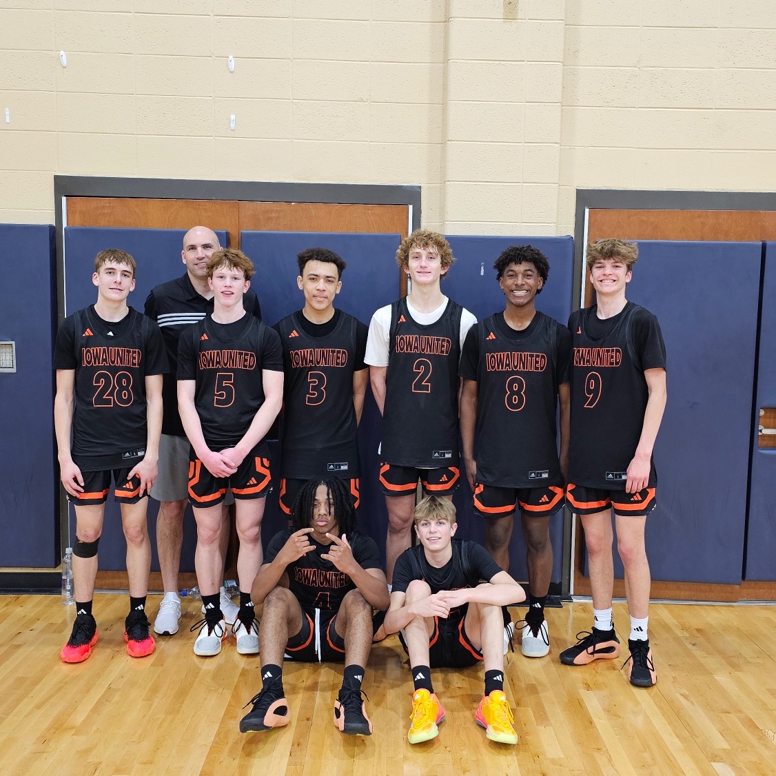 Iowa United (@teamiowaunited) on Twitter photo 15U finishes 4-0 on the weekend! <a href="/PrepHoops/">Prep Hoops 🏀</a> Battle at the Lakes up next.
<a href="/3StripesGOLD/">3Stripes GOLD Basketball</a> 15U finishes 4-0 on the weekend! <a href="/PrepHoops/">Prep Hoops 🏀</a> Battle at the Lakes up next.
<a href="/3StripesGOLD/">3Stripes GOLD Basketball</a>