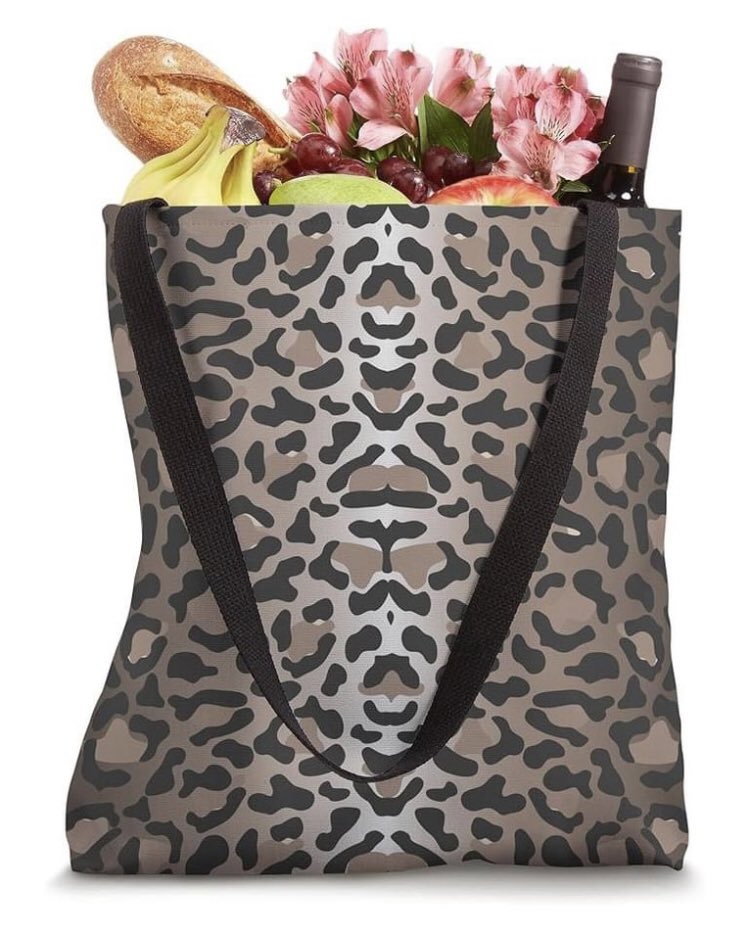 Leopard Animal Print Tote Bag
A cute novelty Leopard Animal Print illustrated graphic design pattern with ombre background.

amazon.com/dp/B0CR5Y2HP6

#leopardprint #leopardprintbag #leopardprinttote #animalprint #animalprintbag