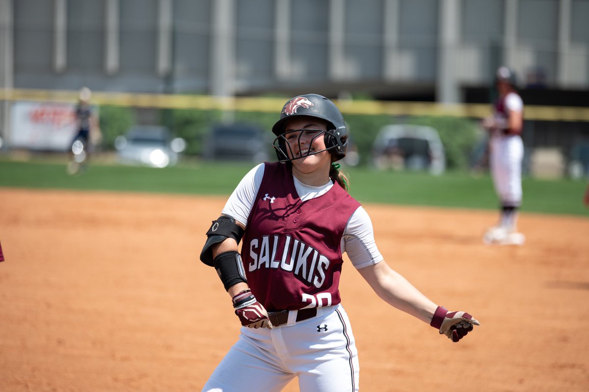 SIU_Softball tweet picture