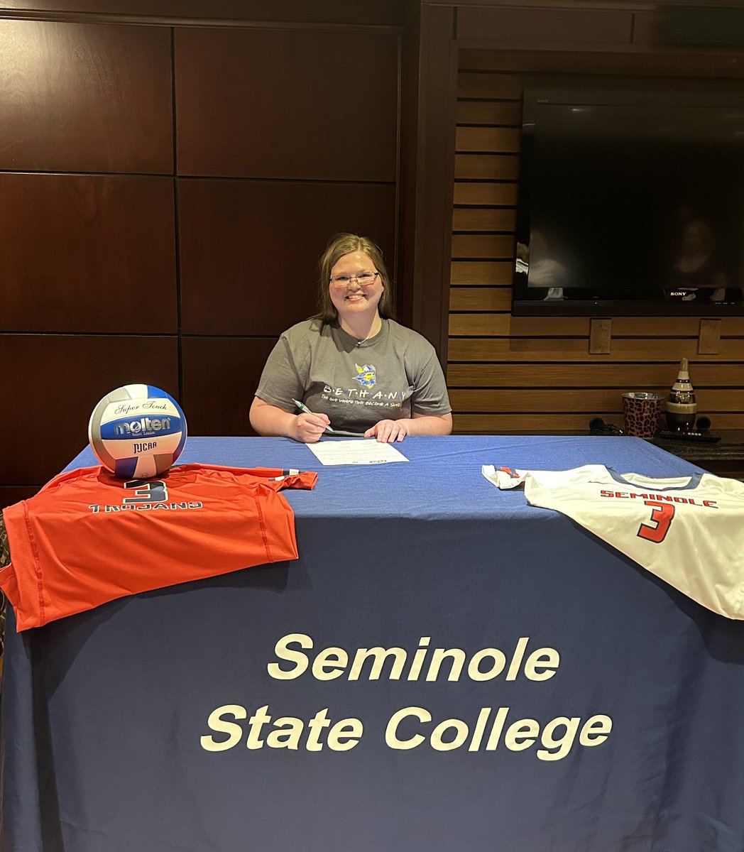 We are excited to welcome Kamryn Lydens from Coweta, Oklahoma to our Swedes family. Congratulations Kamryn! 🇸🇪