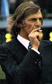 Muere Menotti, muere el futbol como teorema. Como epifanía.