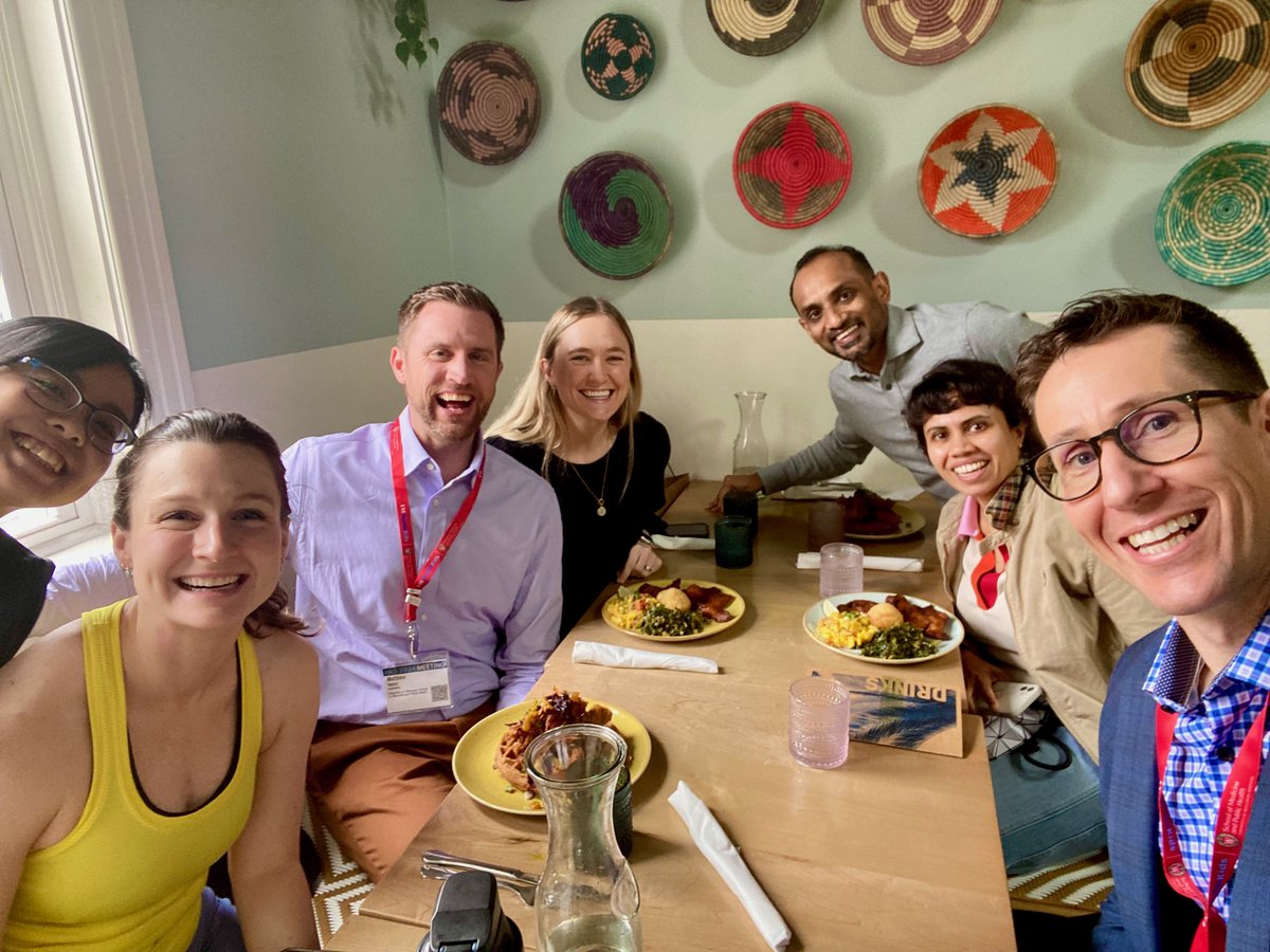 🍽️🎉 From Madison to Toronto, the Badger Neonatology Team is all smiles! Catching up over lunch at the Pediatric Academic Society meeting, ready to innovate and inspire. 🦡🌟 #PAS2024 #WiscAtPAS #TorontoEats