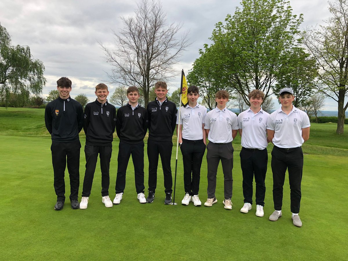 Norfolk made their debut in the Under 18’s SE League today at Dunstable Downs in Bedfordshire.

photo L-R Quin Monaghan, Max Cutting, Will Payne, Luke Johnson, Reece Tite, Tom Mathers, Drew Bell and Arthur Loose