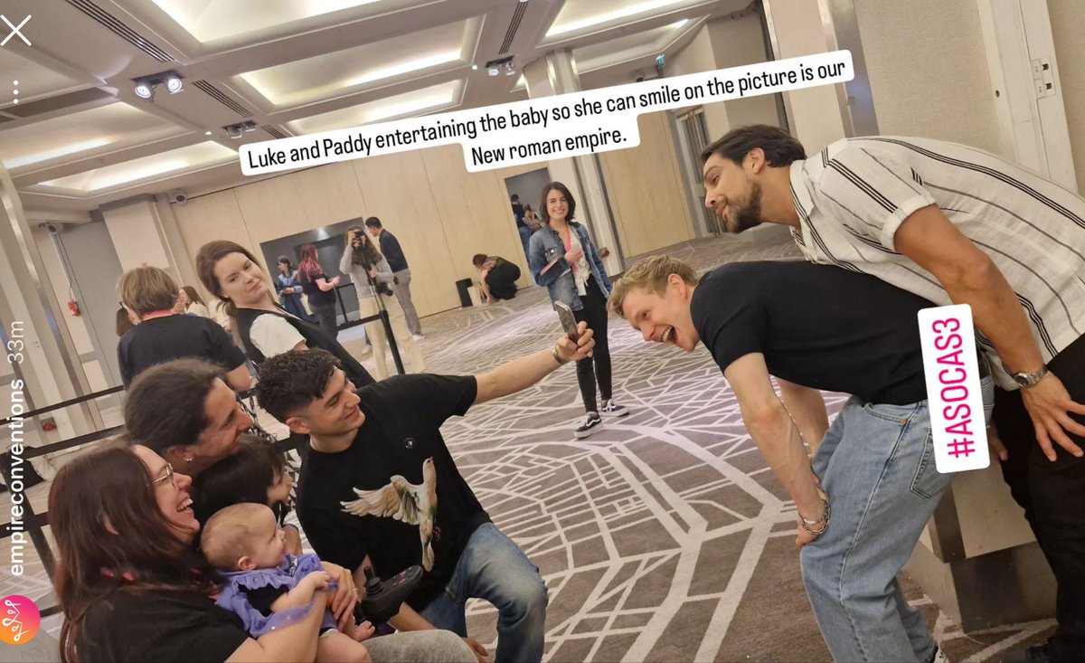 #MusketeersEurope Good job Luke and Paddy! 😊🥰👶🏼💜 #Paris #Convention #ASOCAS3 🇫🇷 #LukePasqualino #PatrickGibson #ArchieRenaux Source: Empire Conventions