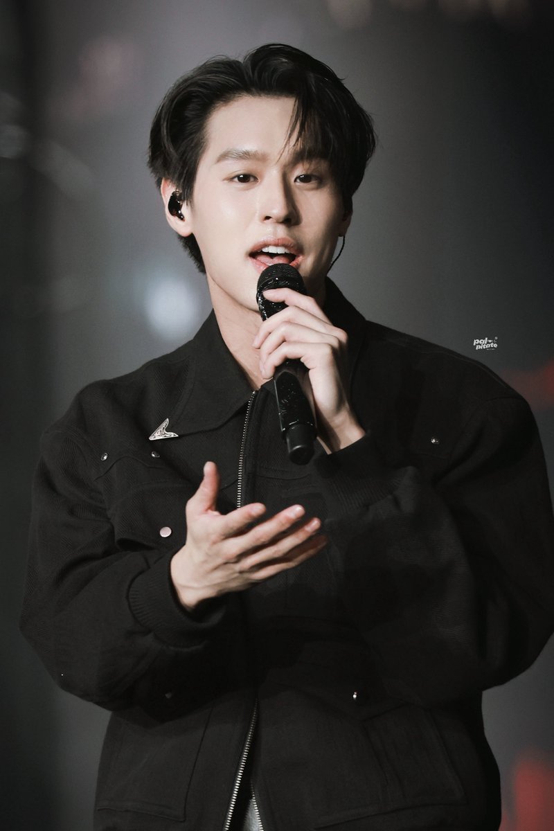 240505

#บิวกิ้น 
#Billkin
#FanslandxBILLKIN