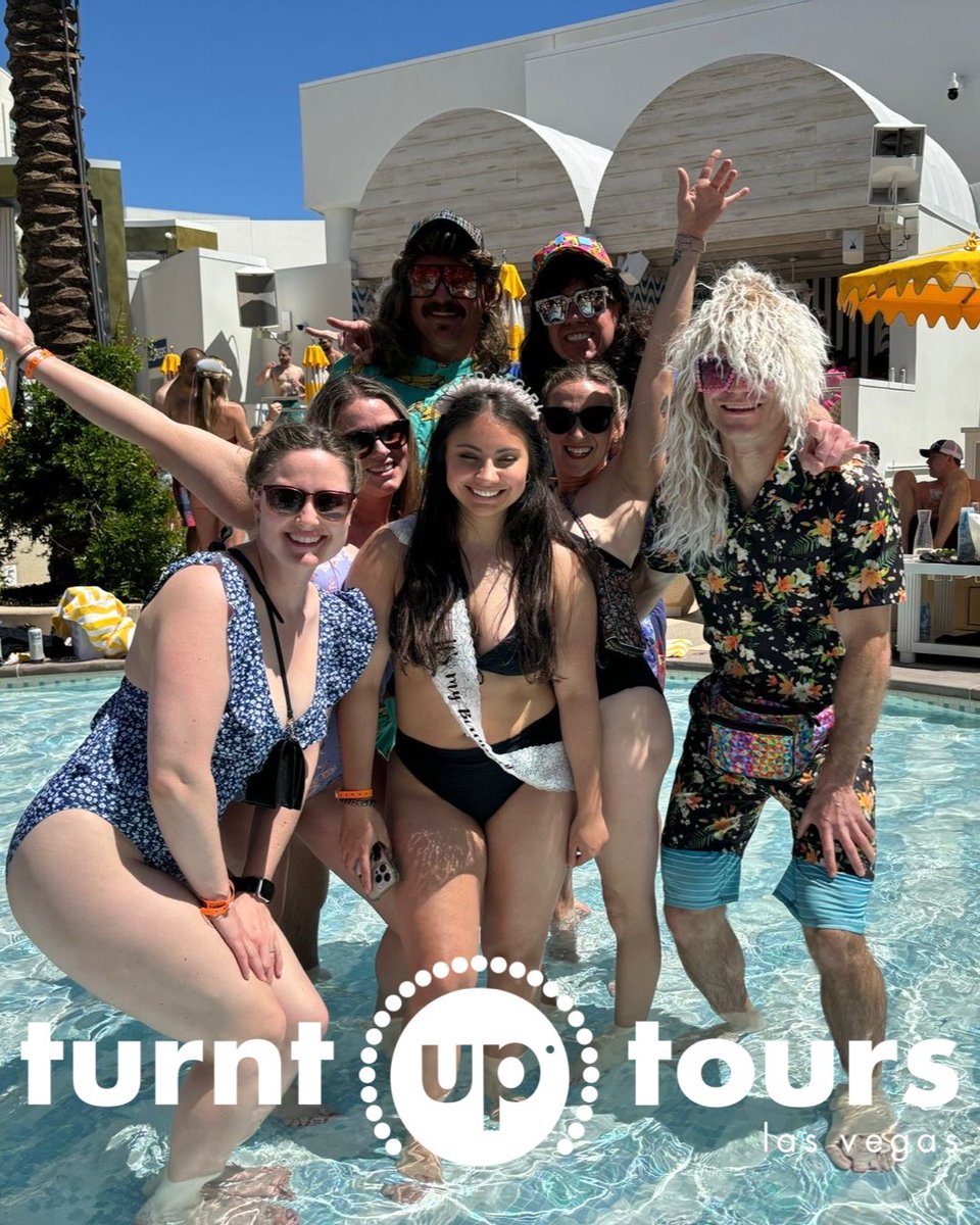 Celebrating the birthday girl! 🎂

#Thingstodoinlasvegas #lasvegasclubcrawl #lasvegasnightclub #lasvegasdayclub #lasvegaspartybus #partybus #lasvegasprivatetours #vegasguestlist #vegasbatch  #lasvegasscoop #vegasparties #cheapvegas