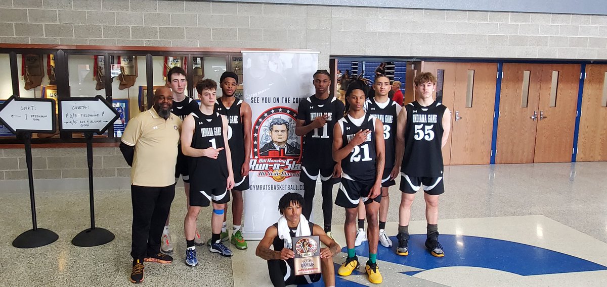 DerrickHence's tweet photo. Champions!!! 53-49 win over Meanstreets Black 17U. Bill Hensley Run N Slam Bronze Champions!!! @Indianagamehoop @gymratsbball @NwiRegionHoops @jalenbranham @JordanIreland32 @jaybarbara23 @p_gilvydis @khalelj11 @bradyconner_21 @murphyabuc
@benwhitaker25 @IsaiahManley_6 https://t.co/FGNzx62VAS