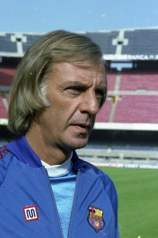 FC Barcelona deeply regrets the passing of former Barça coach, César Luis Menotti. Rest in peace.