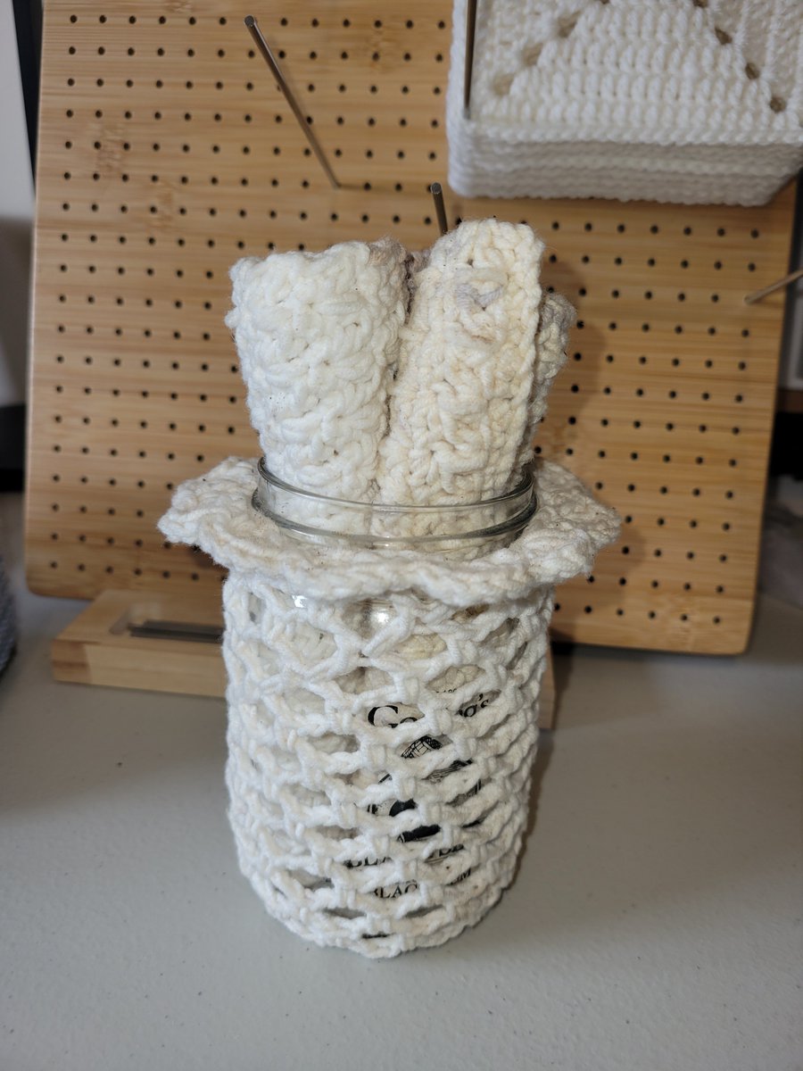 LockingLoops's tweet image. Crochet jar cozy and dish cloth