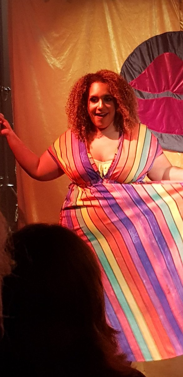 Just got back from the seeing the fantastic drag assassination of Andrew Lloyd Webber shows Send in the Clowns Tw@ts at the @hopemilltheatre with my bestie @sianthegrouch with the hilarious @FattButcher and co. Well worth seeing if you haven't already 😁