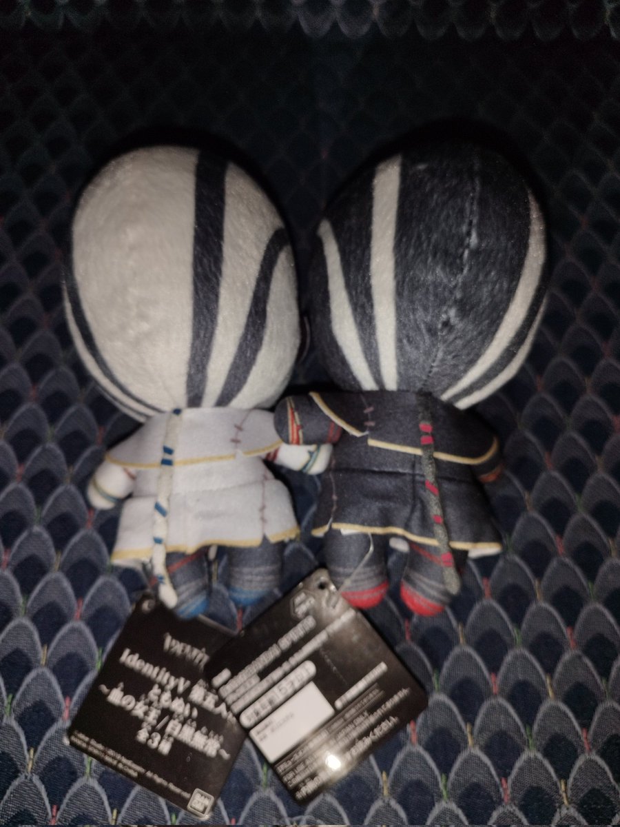 🖤 Wuchang Tomonui Plush Set
💸 ₱650 Set, GCASH/MAYA
📍Manila, Philippines
🚚 LBC, JnT or SDD (your preferred SDD courier)

WYSIWYG/ Good as new, Both still have PPTG!

🏷️wts lfb ph wuchang plush identity v