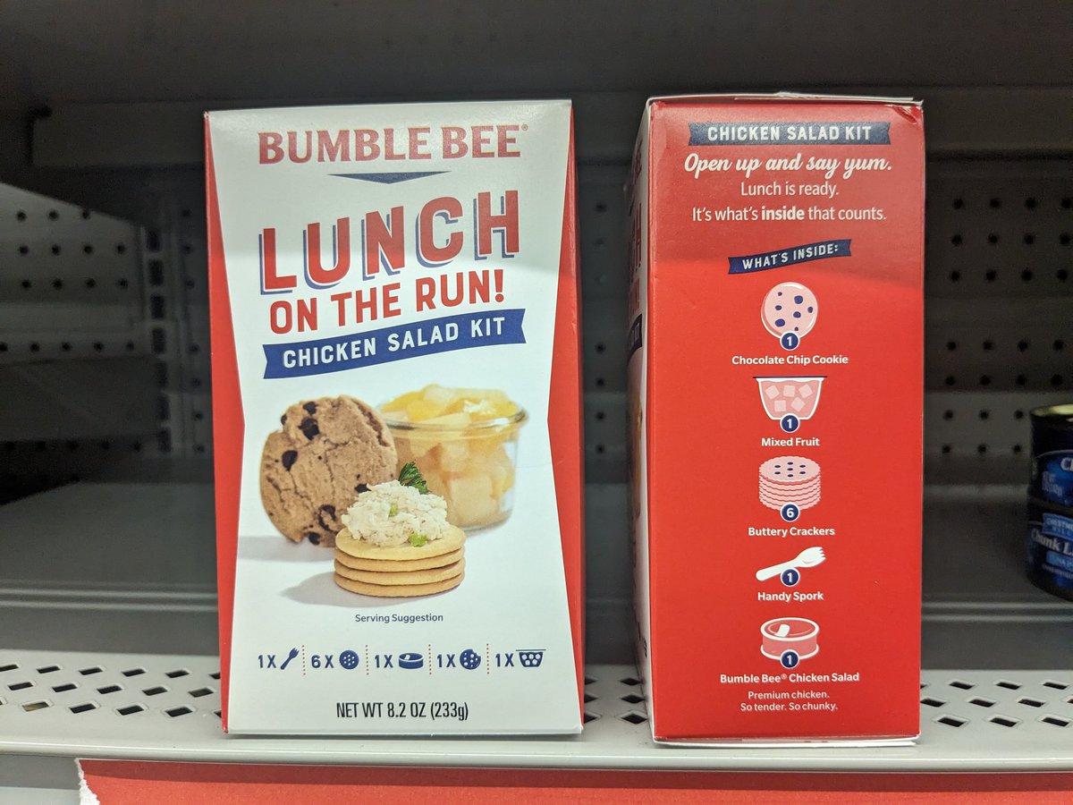 'Well, in America you can spend $1 on this pre-made #sadlunch kit, kiddo, or you could just eat the actual dollar and get more nutrition and satisfaction from the process.'

#lunchofsuffering 
#白人饭 #whitepeoplefood #bumbleboo