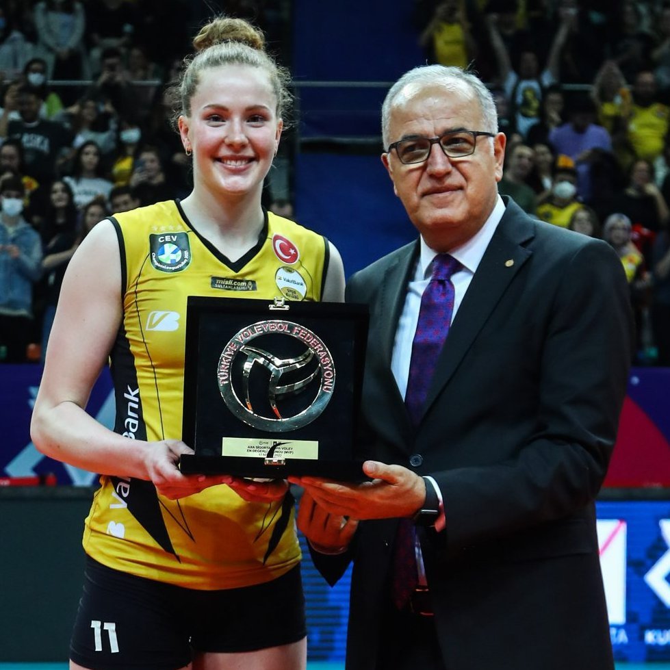 💥 Isabelle Haak'ın, Conegliano & Vakıfbank formasıyla kazandığı MVP ödülleri 👑👑 Dünya Kulüpler Şampiyonası 👑 Şampiyonlar Ligi 👑 Türkiye Ligi 👑 İtalya Ligi 👑 Türkiye Kupası 👑 İtalya Kupası