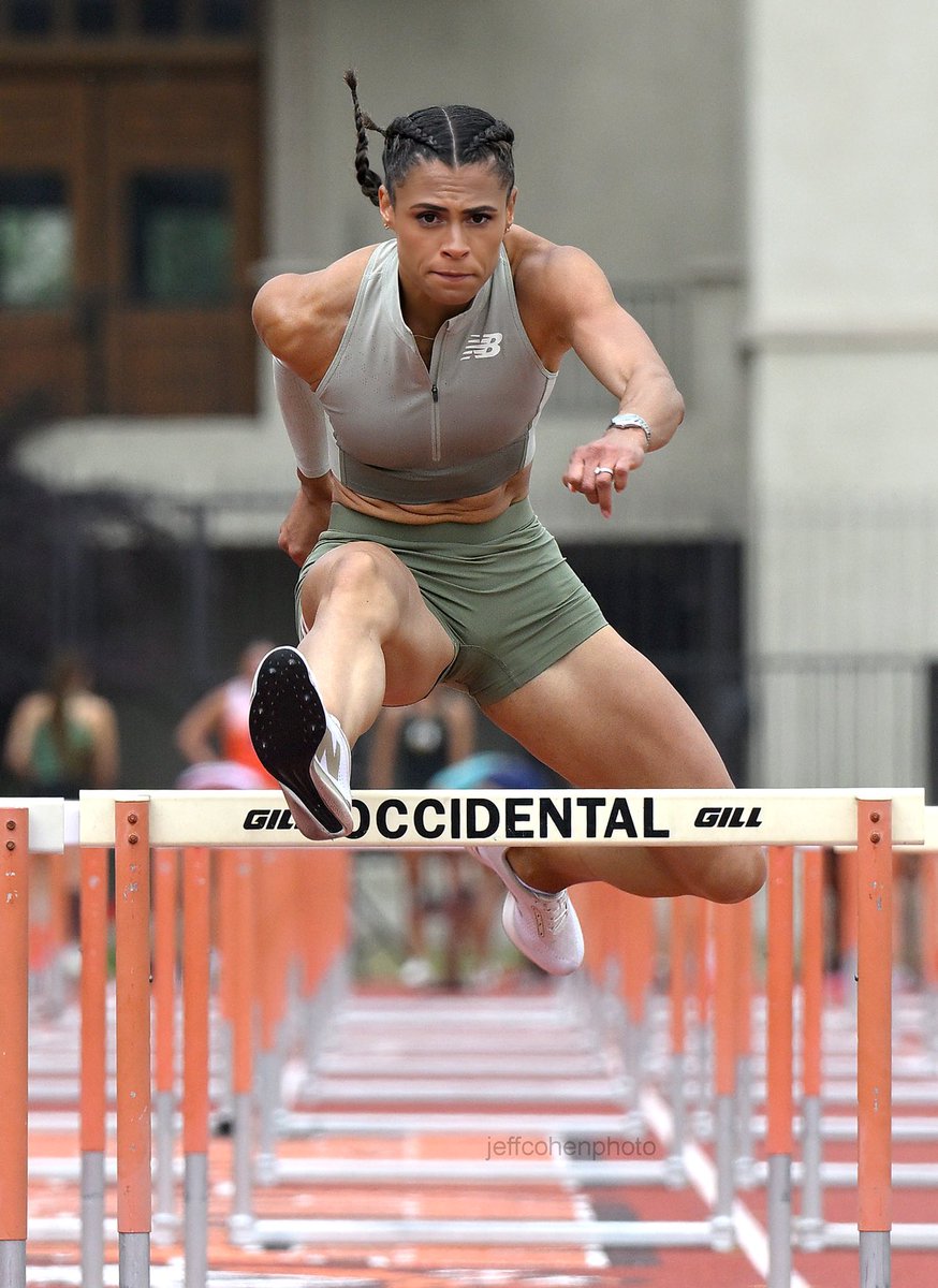 Sydney McLaughlin Levrone, opens up her 2024 Olympic year at the Oxy Invite with a 100 meters hurdles win, 12.71 sec. Syd later ran the 200m , with a 22.38 sec win. . . @GoSydGo 📸 @jeffcohenphoto