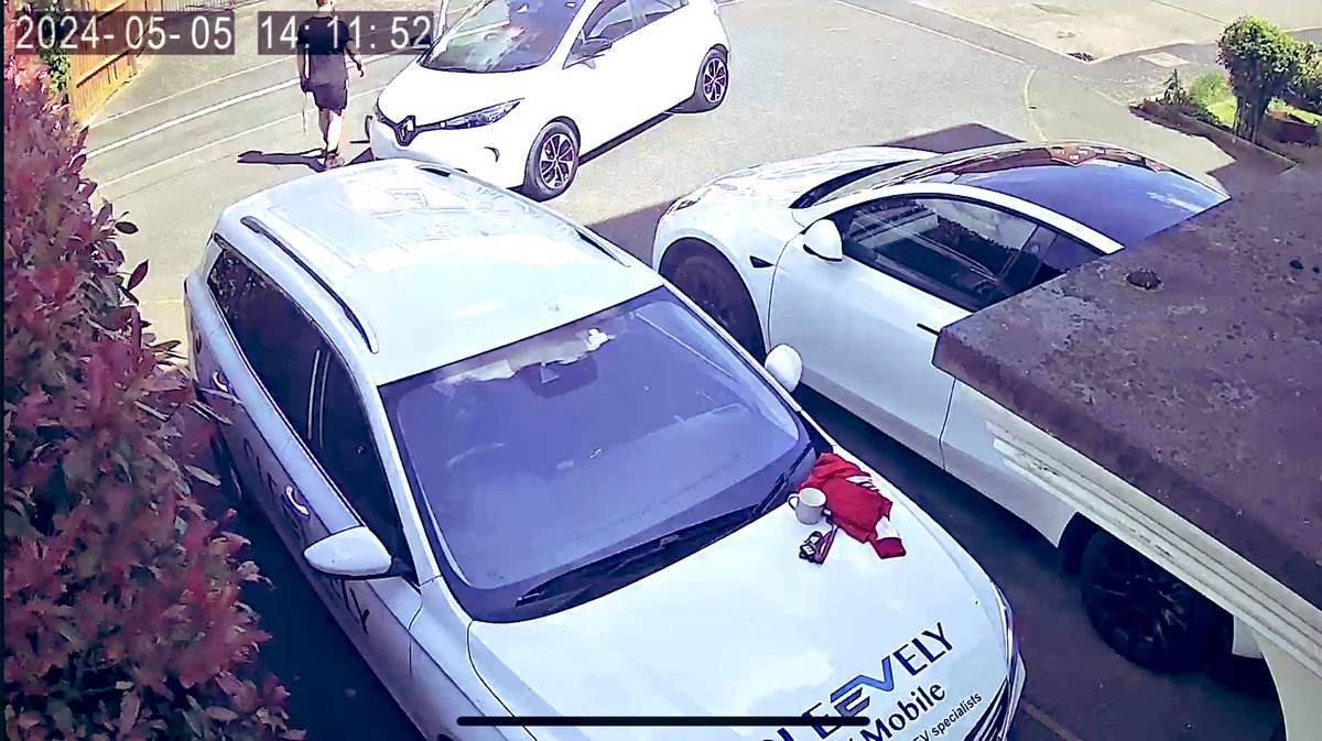 Kate, Florence and James tweet media