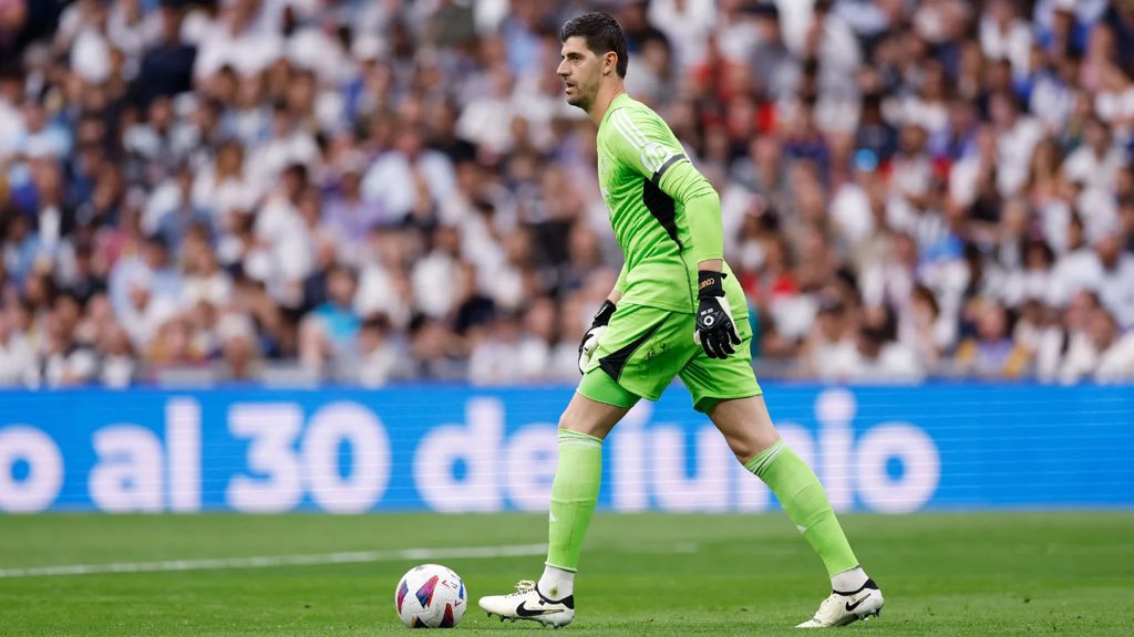Courtois: 'I'm happy to feel like a goalkeeper again. I will always be grateful to the fans for all the warmth they have shown me'