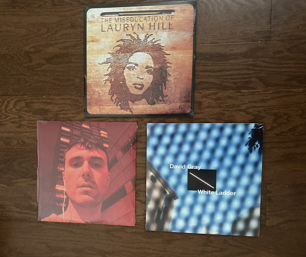 Out of 5 recommended vinyls from #TeddysVinylBreakfast,I was able to get 3 of them to add to my vinyl collection. Need to build a shelf for vinyls in the sitting room upstairs. 
#LaurynHill #TheMisEducationOfLaurynHill
#FredAgain #ActualLife 
#DavidGray #WhiteLadder
👍🏼👍🏼👍🏼💿🎼❤️