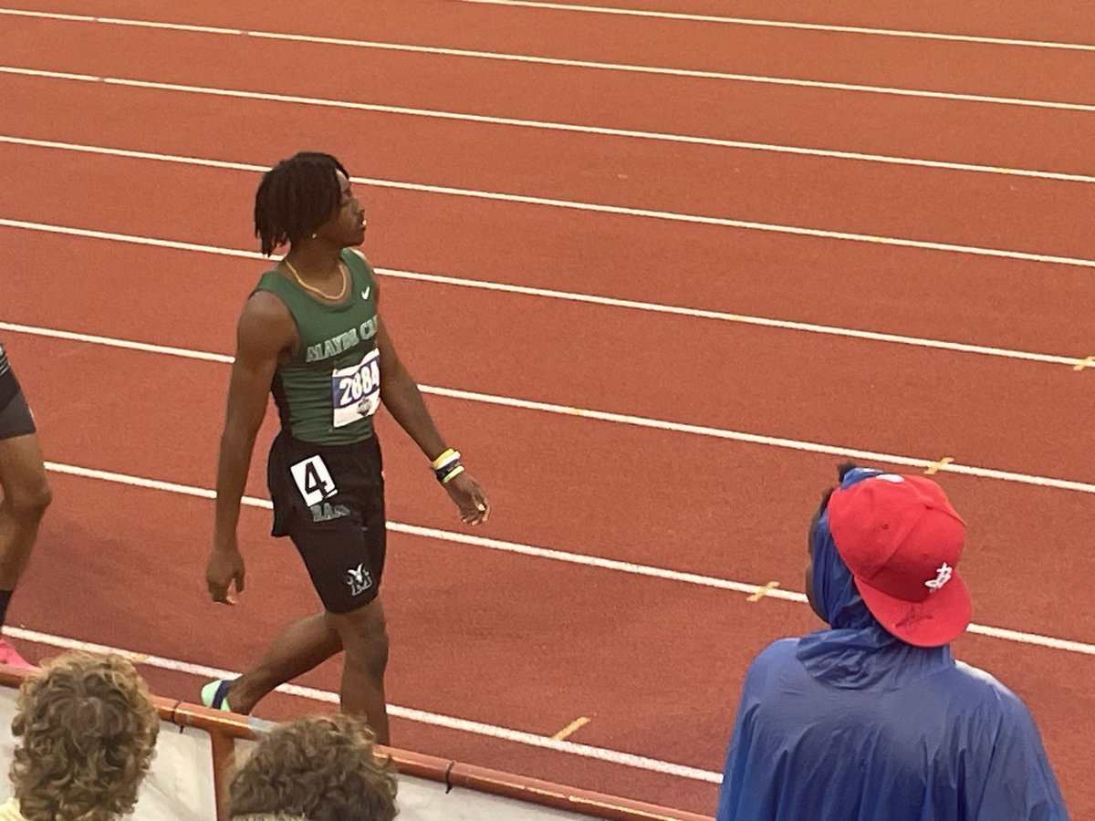 Congratulations to Elijah Ferguson for earning 3rd Place in the 400 Meters at the UIL 6A State Championship. A ton of hard work by Elijah, Coach Lewis, and the rest of the staff! Well done this year and the best is yet to come! #TheCreekIsRising @Ferguson400m @MaydeCreekTF