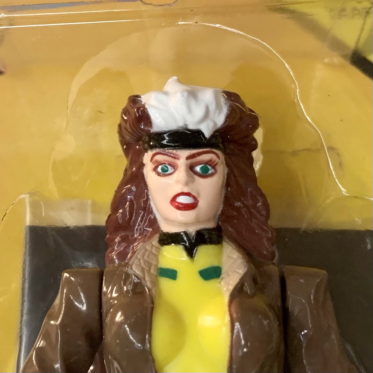 The 1990s X-Men Rogue figure has seen some things.