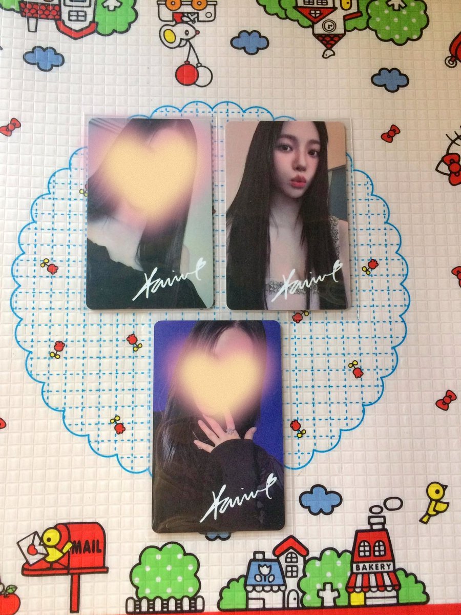 #WixArtistry_sells

💗 Karina Chic Magazine pc ver. b
 ― 200 php (185 php if payo) + pf + sf
ꕥ 9/10 condi; ✖️ sensi
ꕥ mop/d: gcash only | jnt direct only 

dm/reply to claim

t. wts lfb karina aespa chic mag pc ph ver b