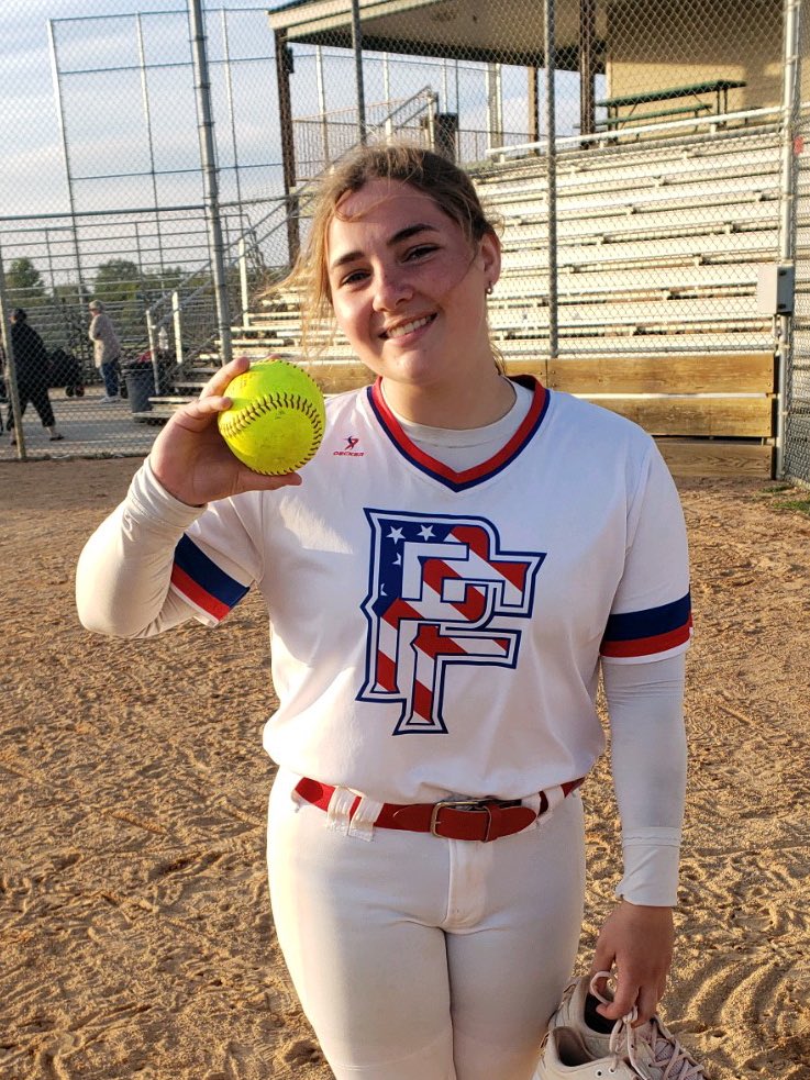 ProdigyMarkey's tweet photo. @AvaBeach03 with a 💣 to start the come from behind win in the last game! https://t.co/zDfR0wU3El