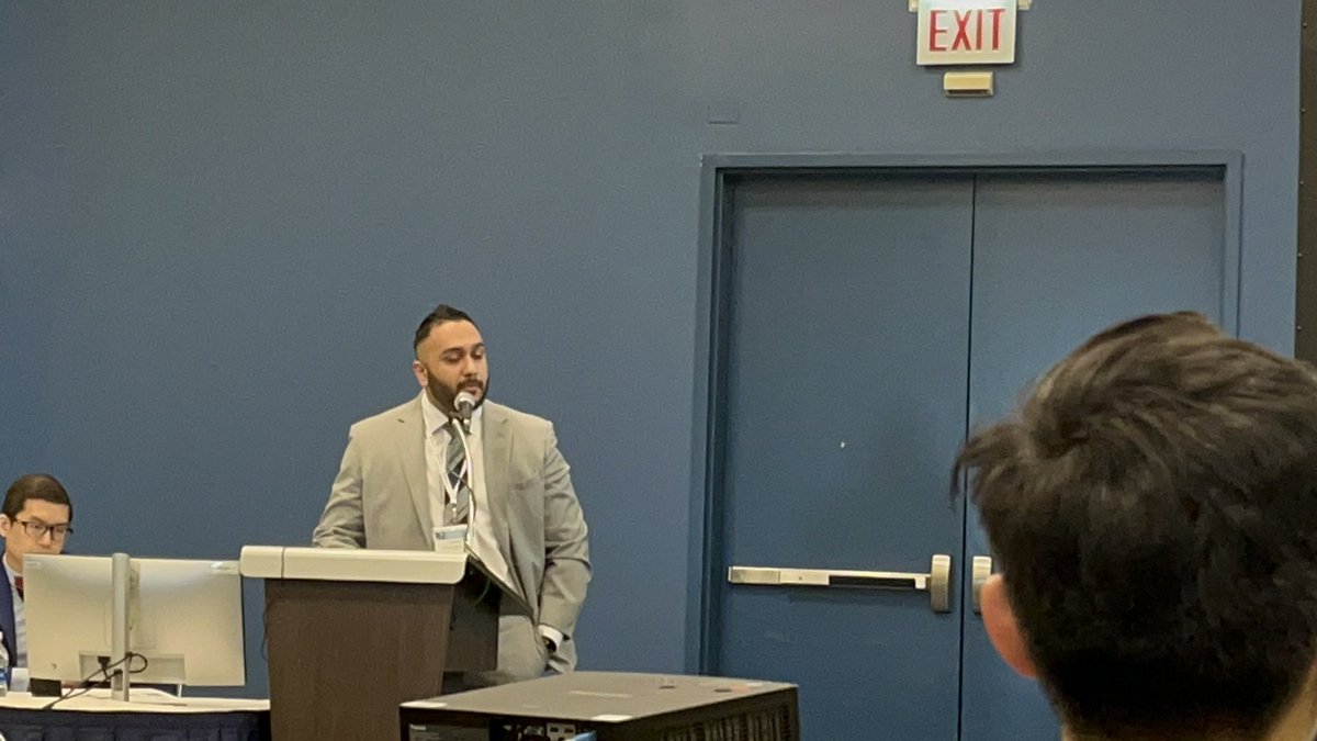 So proud of <a href="/AMadapoosi/">Adrusht Madapoosi, MD</a> for presenting our research on RCVS at #AANS2024!  Fantastic job!!  👏👏👏 <a href="/AANSNeuro/">AANS</a>