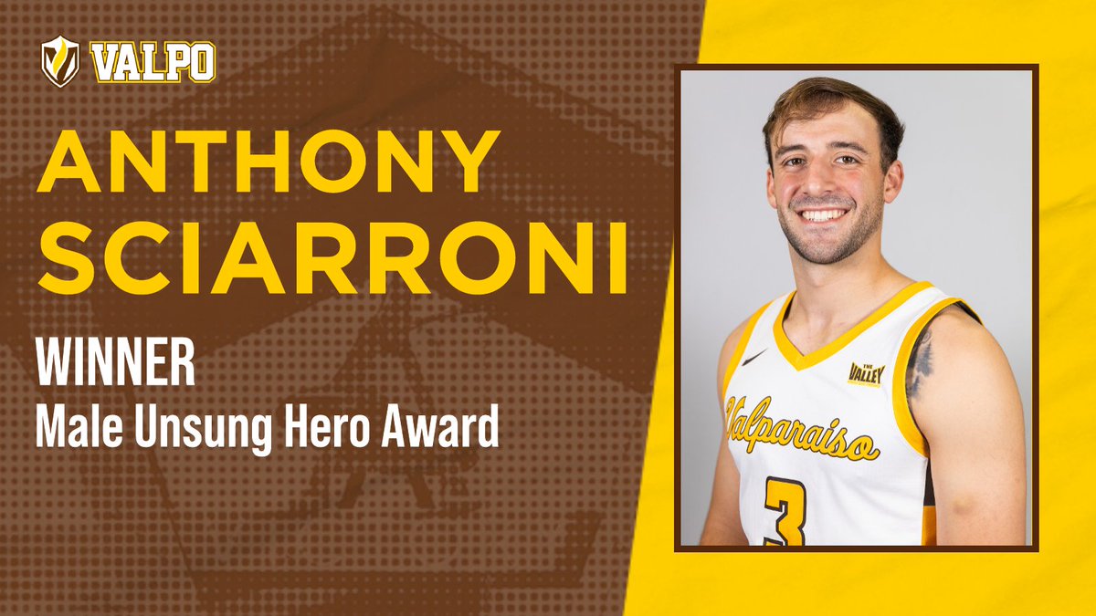 🎵 MALE UNSUNG HERO 🎵 @ATsciarroni8 started with @ValpoBasketball as a student manager over the summer and earned a spot on the roster as a walk-on prior to the season. His work ethic and leadership helped him earn a scholarship that was presented to him midseason. #GoValpo…