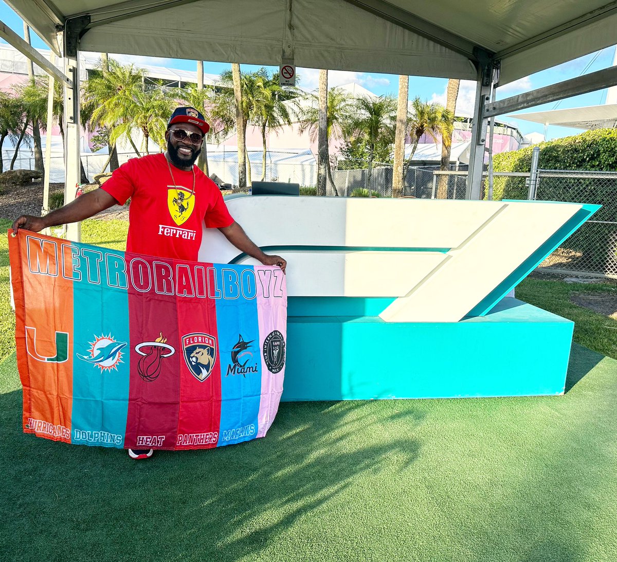 #MetroRailBoyz™️ 🏎️ We Represent for Da Home Teams #MiamiF1 Race at @HardRockStadium with Dem Boyz @MetroRailBoyz! We're Team Ferrari this Year 🏎️ #MommaWeMadeIt #NoPicturesPlease 🏁 Yo! Let's Go! #MetroRailBoyz 🏁 #F1 #GrandPrix #F1GrandPrix #FormulaOne #Ferrari