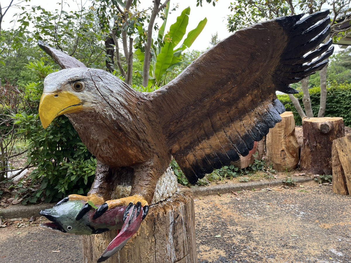 木彫り情報】 まもなく完成ヾ(*´∀｀*)ﾉ スゴイ目力です！恐怖さえ覚え